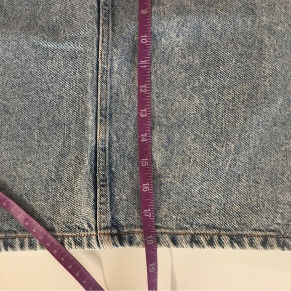 Vintage No Excuses Light Blue Acid Wash Denim Mini Skirt Size 3 GUC - Picture 8 of 10